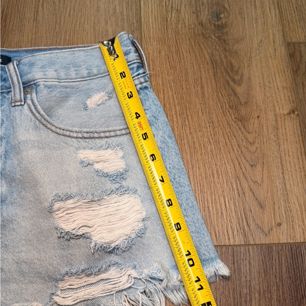 Aeropostale Slouchy Boyfriend Distressed Light Blue Denim Shorts Size 4 | Summer - Picture 10 of 10
